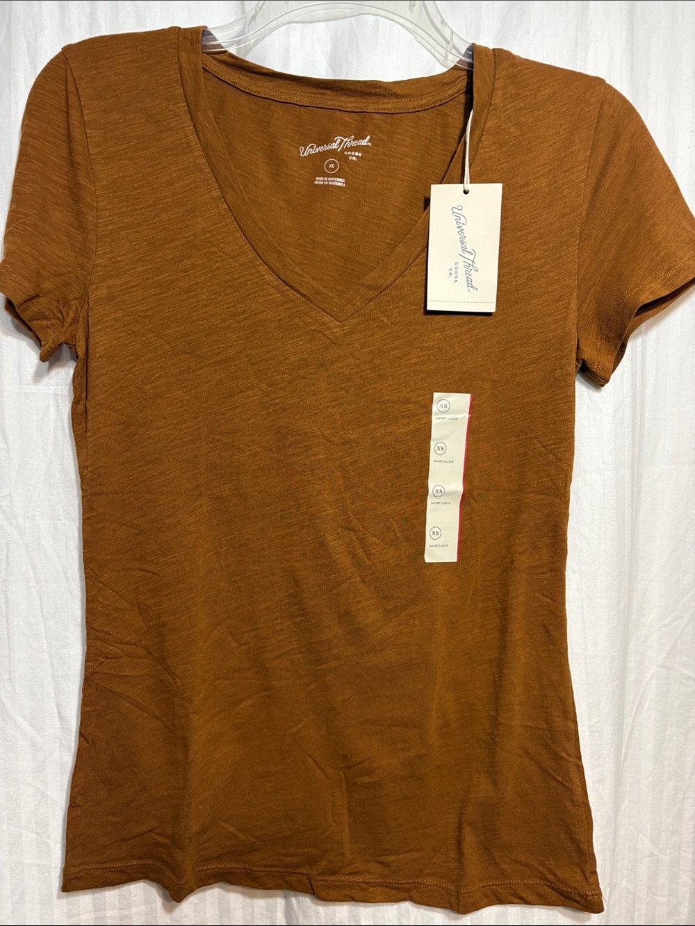 Universal Thread Women's V-Neck Tee in Rust